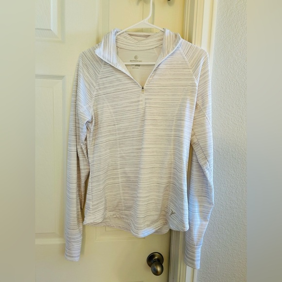 Old Navy Tops - Old Navy Active Cream Shirt